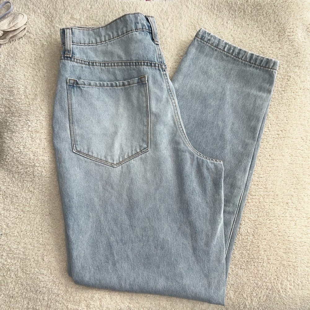 Tillys RSQ 90’s Jean, SIZE “29, light wash, straight leg, new with tags